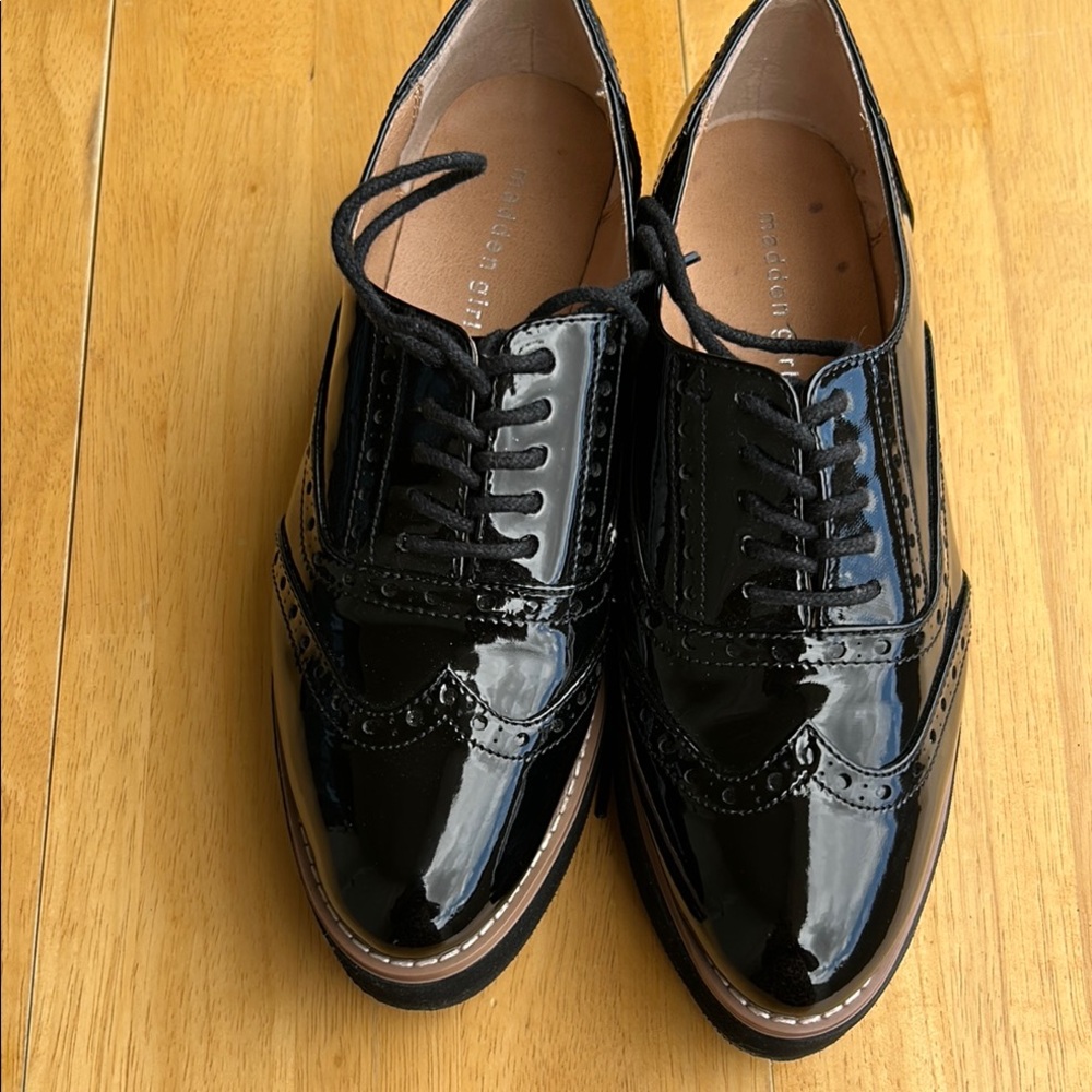 Madden Girl Black Flats with Glossy Finish